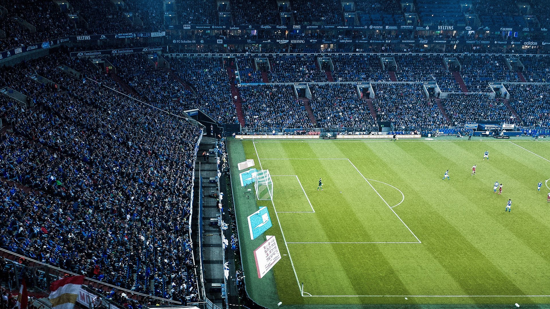 九游体育下载-利物浦主场胜拜仁，锁定欧冠八强名额，利物浦对阵拜仁