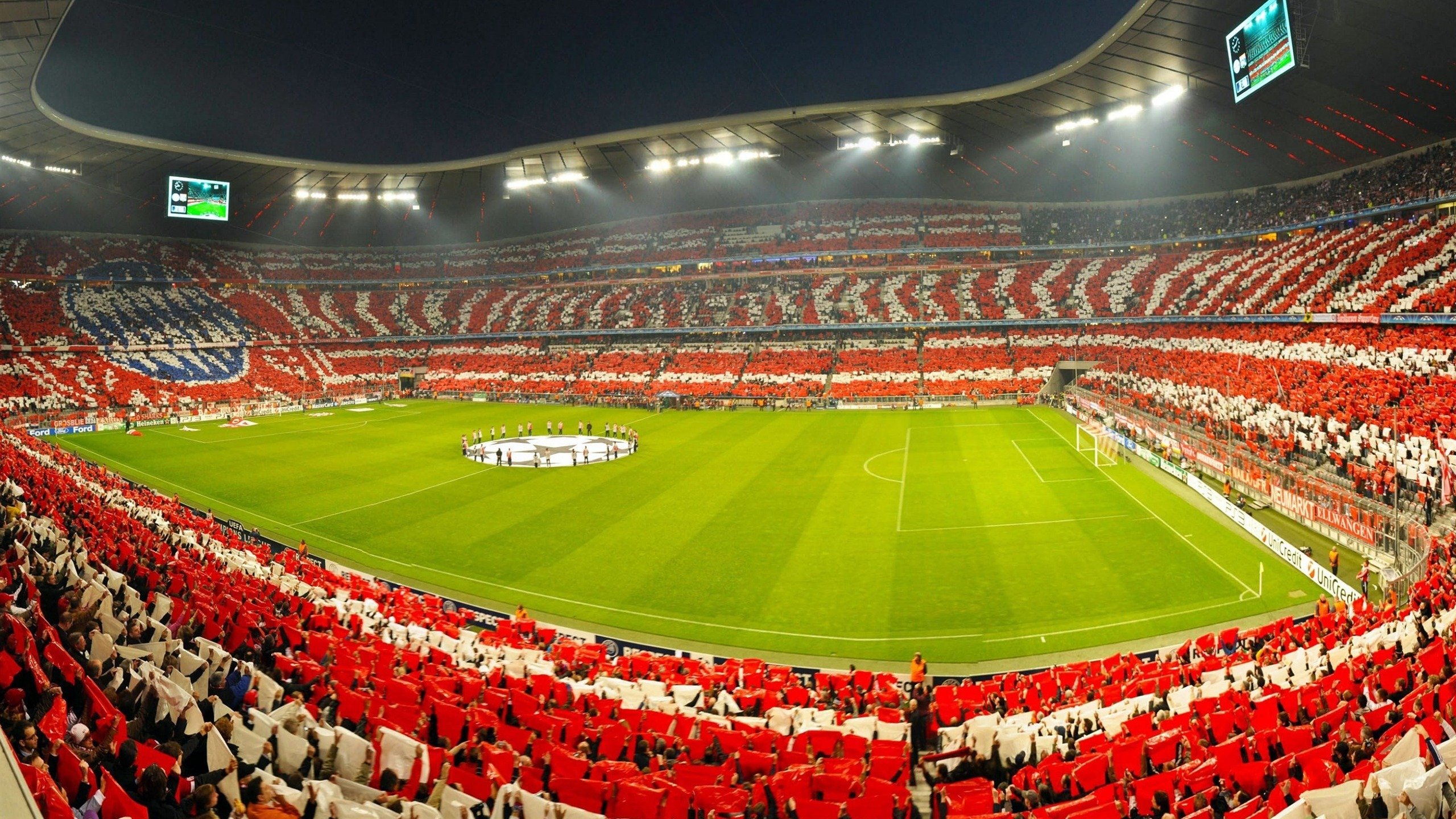 澳大利亚袋鼠队的快速进攻始终保持高效性，澳大利亚袋鼠强壮